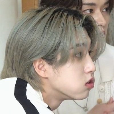 chzesungcake's profile picture. ─ 🐢 𝗵𝗼𝗺𝗼𝗽𝗵𝗼𝗽𝗶𝗰, 𝗺𝗱𝗻𝗶❗️• ᥫ᭡ • 𝙅aist, 𝙅𝗲𝗲kies, 𝙅𝗲𝗲ties 🎀 Ji-centric enthu, -ˋˏ 𝜗𝜚 #hyunsung