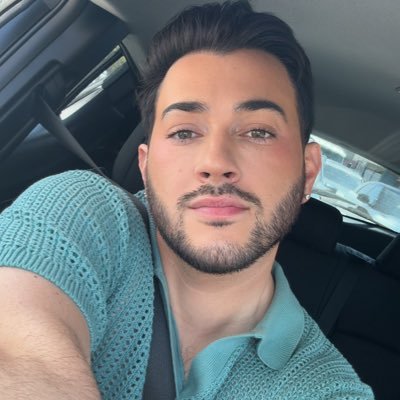 Manny MUA Profile