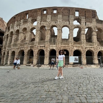 ElizBacaks's profile picture. 