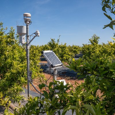 Nuestra tecnología esta diseñada para mejorar y optimizar tus cultivos. Empresa de Base Tecnológica. Instrumentación, control y gestión medioambiental.