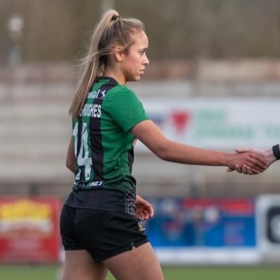 Lilxmorax's profile picture. @abertownwomen 💚🖤