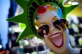 Improvethelife's profile picture. Helping you improve yourself one day at a time.