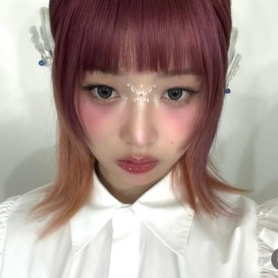 xxrewx's profile picture. saw zerobaseone 230923  the rose 150324