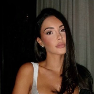 INSTAGRAM : @lifeofnabilla & @nabillacloset | Team Nabilla depuis 2013 🫶🏼 | Followed by Nabilla 05/10/13 🌼