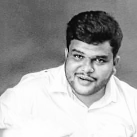 advocate🥀🖤
_ftii documentry award_ 2009
_kulish young journalist awardee 2011
_Former president of student council
_____
(tweets are personal)