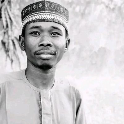 Proudly Muslim👳
ALLAH S.W.T☝️
Muhammad (S.A.W)✌️
Mom and Dad ♥️
                 C.E.O
((MR_MULKI COSMETIC))