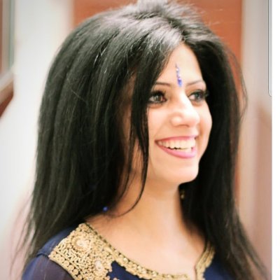 She's the kind of high only a deep soul can get stoned to..
Instagram - alks_srk ...