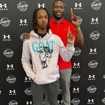 r_javion3's profile picture. 