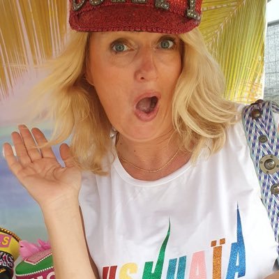 henrytowers's profile picture. Mum, wife, teacher, Kylie fan , DJ and huge Star Wars geek! All views my own. MTFBWY!