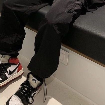 dark_ghost_y's profile picture. 