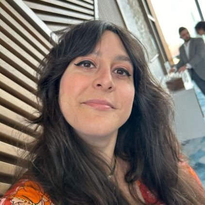 samscrta's profile picture. I'm short, my belly button sticks out too far, and I'm a burden on my poor mother. Bruce Springsteen if you're reading this I'm free tomorrow please call me