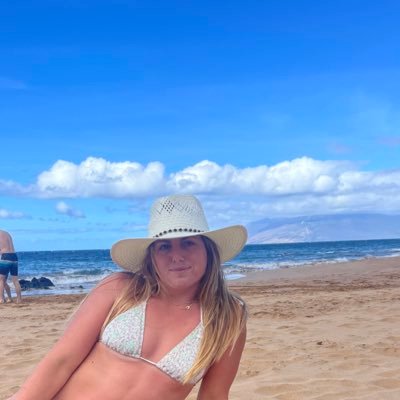 AnnieKuester's profile picture. 