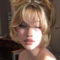 gab | bookstan 🌱 (@gabtalend0) 's Twitter Profile
