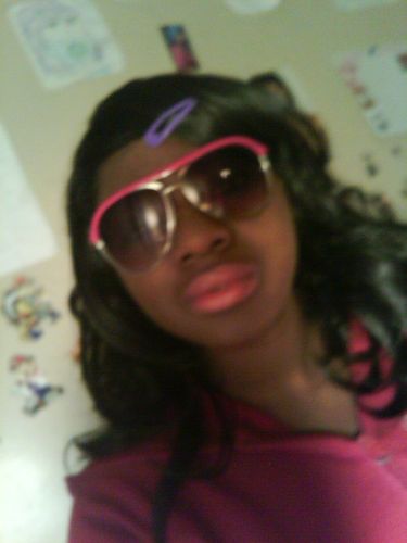 hiii :3 im ayanna hopes im 18 :3 all kinds of music. music is my life . i love to have fun . talk to me-get to know me
