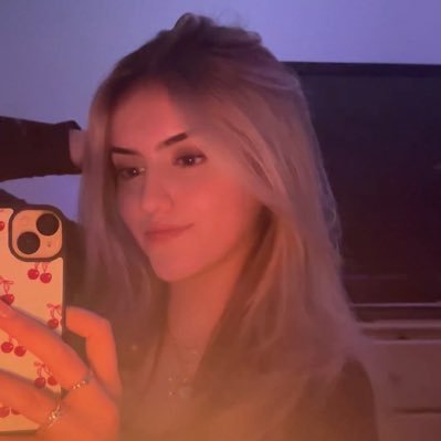 amystika22's profile picture. i love happy meals