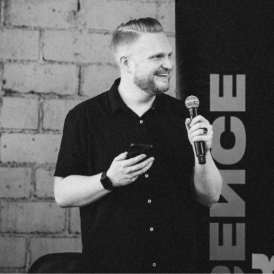 thezacharyreed's profile picture. AI & Systems Consultant • Founder ClarityOS Helping businesses automate, simplify & scale | Podcaster | Husband + Dad