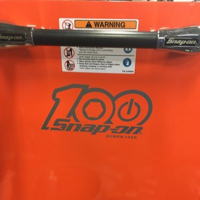 keikun7337's profile picture. 元のアカウントに入れなくなったので作り直しました。見習い自動車整備士、主に日頃の作業日記や工具について呟きます。よろしくお願いします😉