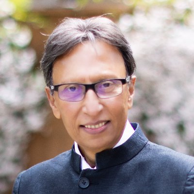 Serial technology entrepreneur. Helping your business build the next big thing @ZymrCloud.