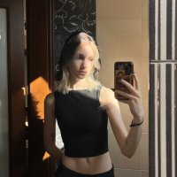 nellie (@nelivani) 's Twitter Profile Photo