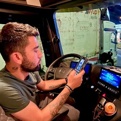 Trackdrive98001's profile picture. 