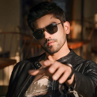aviiscupid's profile picture. Avinash Mishra is life 😍😊
Avinash shipper by heart 💞
Love u a😊biggest fan @Avinash_galaxy
First Fanpage of Avinash start in 2017