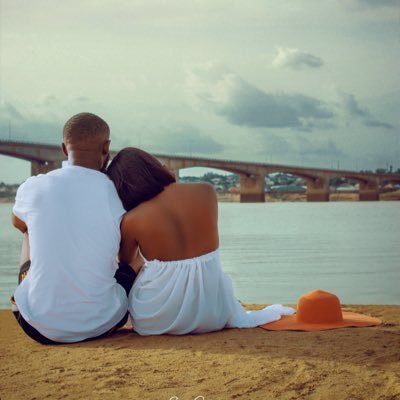 Community Manager @skyhubnigeria | Choreographer/Dancer | Owner of @GaleriaDeSky | IG @suzanjosephs | 💍@yateghteghsky