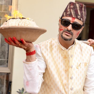 लोकाः समस्ताः सुखिनो भवन्तु //
Vegetarian