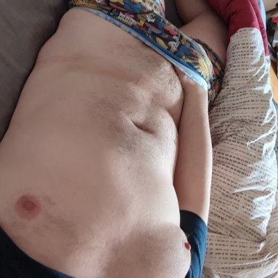 29 / bi / northern germany 🏳️🌈
Write me your horny thoughts