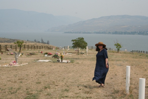 ShelleyTegart's profile picture. Lover of books, Retired Librarian, Environmentalist, Geographer, Futurist, Writer, who loves cats, horses and genealogy