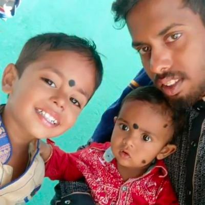 Ravikavins's profile picture. 