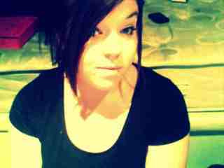 unwrittenstorys's profile picture. why hellooo. never use this really. but thought i would have a gander on everyone elsee! (: and brag about going to see some amazing peopleee! kiss kiss!