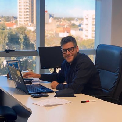 Contador Público Nacional UBA | virginiano, River Plate, FORD. Tratando de ser piloto. 🏎 Deportista, canotaje/running.Docente y productor agropecuario. CC-ARI.