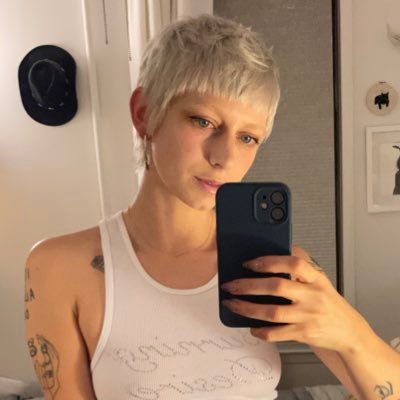 Deputy editor @highsnobiety. Formerly @VanityFair, @BusinessInsider, @NYMag. A she/they