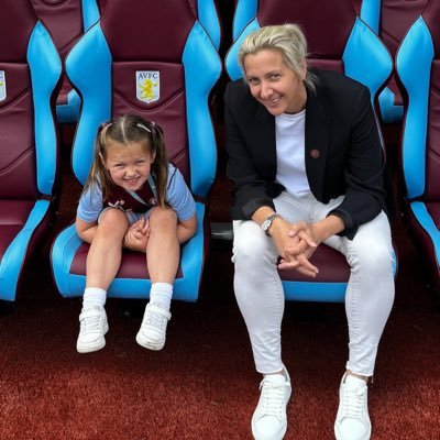 Proud Mum, Head Coach @irelandfootball Women’s national team. Former Manager @AVWFCofficial Managed by Sue Radley, Off Pitch Management Sue@offpitchmgmt.com