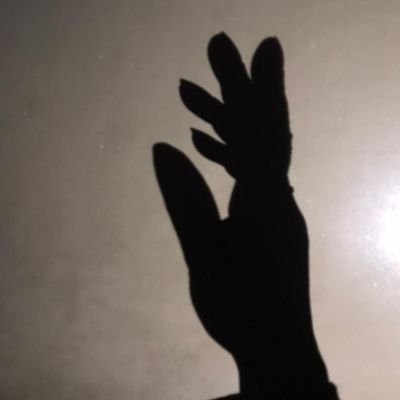 पता जो गुम है मेरे पते का..
तलाशते हुए खुद लापता हो गई