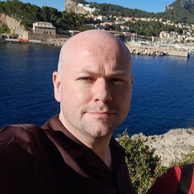 Facilities Manager for the awesome Double Eleven.
Former heavy metal vocalist.
Green Party member.
Director of Northern Sustainability Consultants
