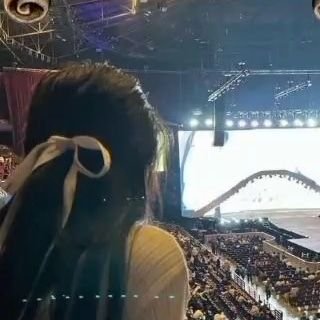 oceyenna's profile picture. old fashioned - bruno major