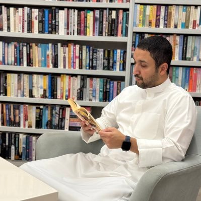 m7sen's profile picture. غارق في الوجود، ناج بالمعرفة.