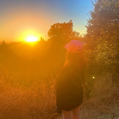 mia312122's profile picture. The future is scary but you can't just run to the past cause it's familiar.