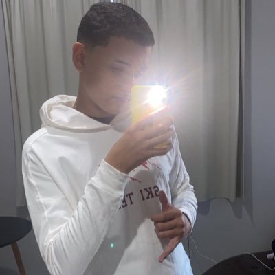 _sguimaraes06's profile picture. 🎭