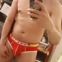 Ryu⬇️ (@bread_crumbsxxx) 's Twitter Profile