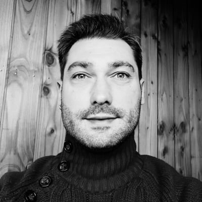 pierrOpositif's profile picture. ni l'un ni l'autre, juste la personnalité d'un humain
#Pierrockstone