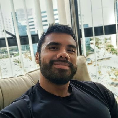 98% retweets, 1% replys, 1% tweets. 🏪
aqui não sou psicólogo ou músico, sou só silva