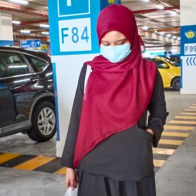 mirazuhapri's profile picture. هَٰذَا مِن فَضْلِ رَبِّي🌾|

Mainly here to engage with #booktwt 📚