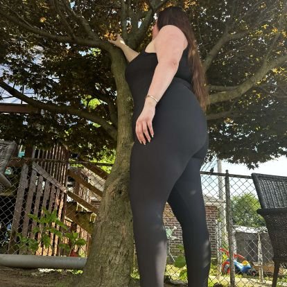 TotallyTaylynn's profile picture. Took a break, but Giantess Tay is back!
6'1
Size 13