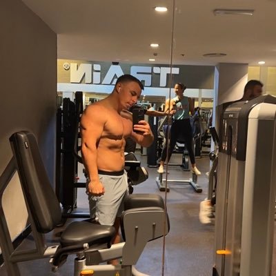 sadthatbro's profile picture. bcfc