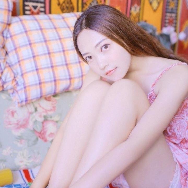 GeoffreysZ12624's profile picture. (Would you like to follow along?) Do any sisters like baldness? If any sisters like it, I will stay up a little longer today.