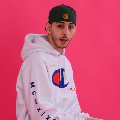 MOUNI4k's profile picture. HEY