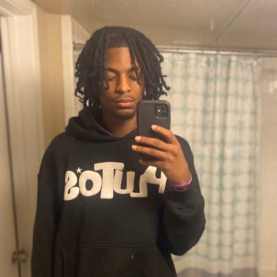 Pv’26 | Kinesiology Major 🎓 | IG: d1.iraa | #FFTM | Born 2 Ball 🏀 | Mr4thQtr