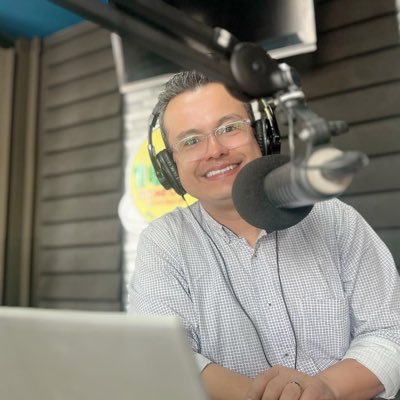 Asesor de prensa, Director de Actualidad Oriente, Actualidad Política, Actualidad Comunicaciones, FM Noticias y Antioquia Noticias. Corresponsal Teleantioquia